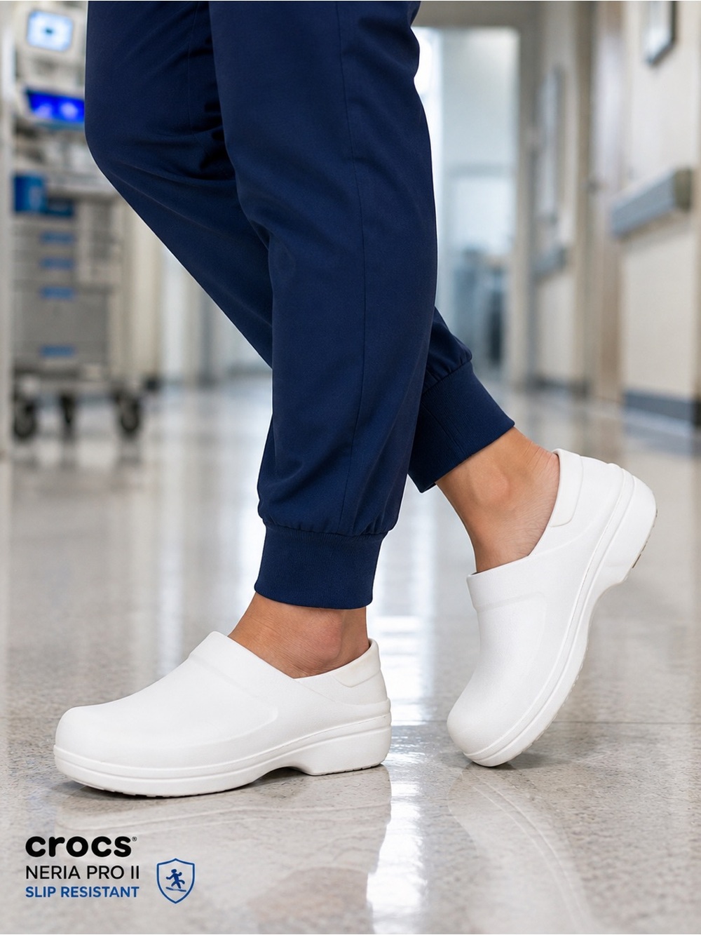 Crocs Neria Pro II White Slip Resistant Work Clogs Women’s W7 - Picture 1 of 9